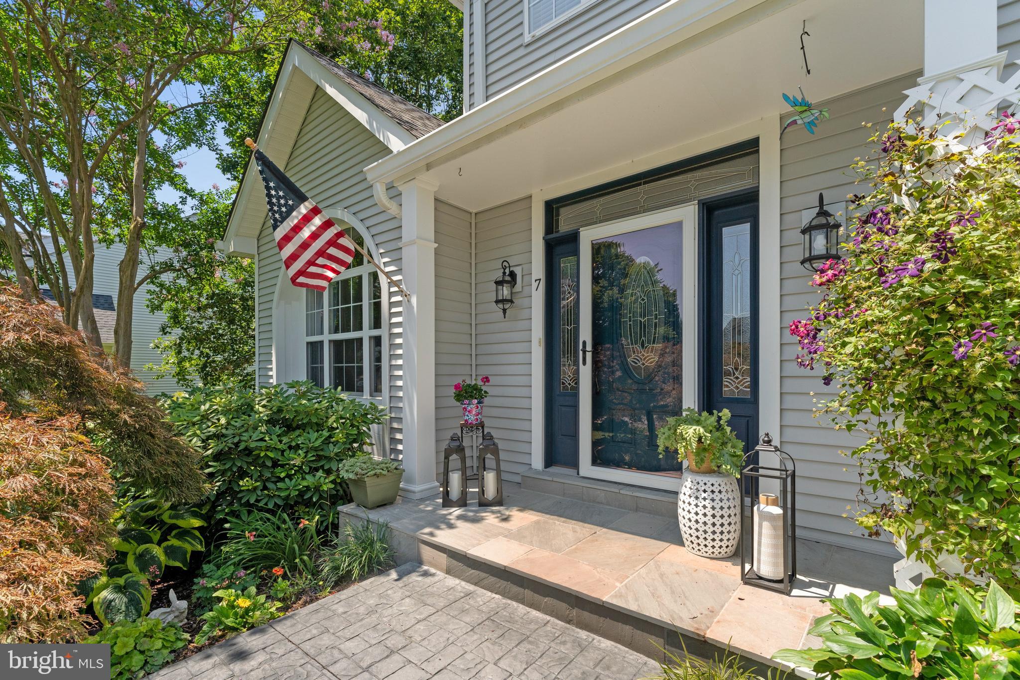 7 WEXWOOD COURT
