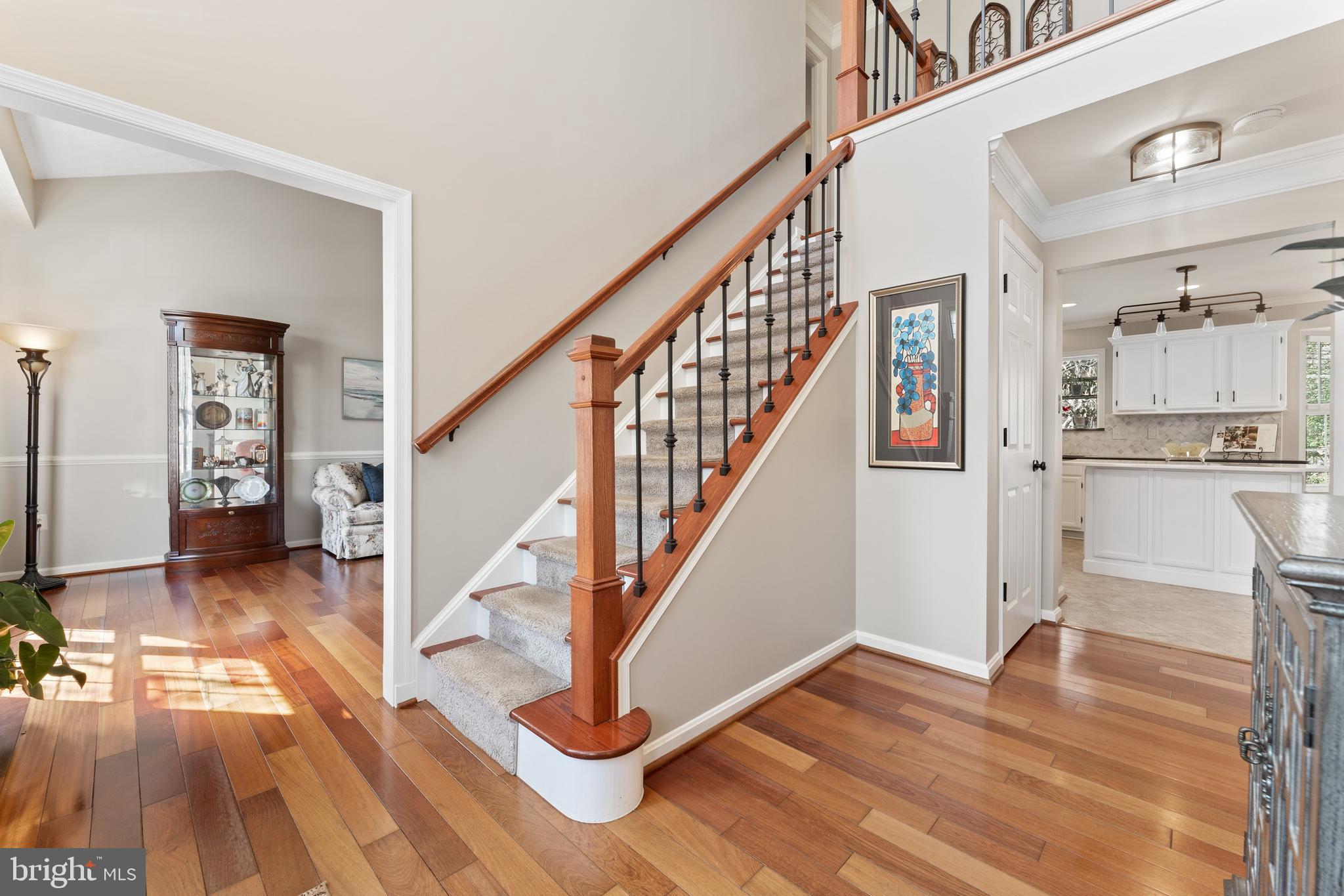 7 WEXWOOD COURT