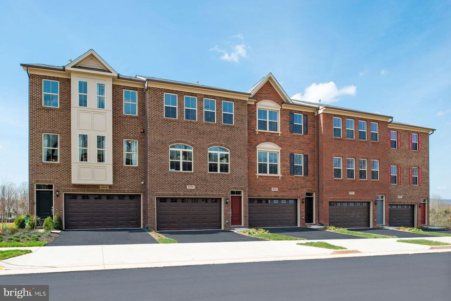 Beautiful Kelson Floorplan ready for September move in!! Popular Gourmet Kitchen w/ upgraded Glacier Grey Cabinets hardwood throughout the 1st floor, Smart home features, walking distance to clubhouse and pool...and much more!!