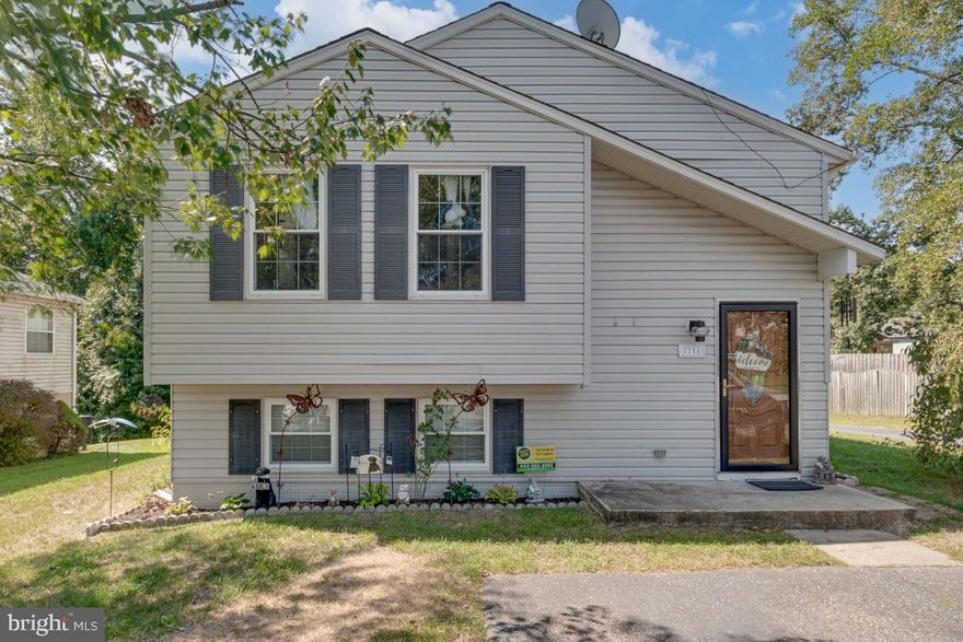 Beautiful, upgrade and move in ready 4 bedroom 2 bath home with 2 primary suites one featuring a deck and walk in closet.  Recently renovated gourmet kitchen with granite counter tops stainless steel appliances and designer lighting.  The finished lower level has a pellet stove sliding glass doors going to the backyard and patio space for relaxing  in the yard and utility room with laundry.   This home has been lovingly maintained and is located on dead end street with underground utilities.
Truly move in ready with a gourmet kitchen, freshly painted, designer lighting and a primary bedroom on each level.  Please look at floor plans to see room sizes.