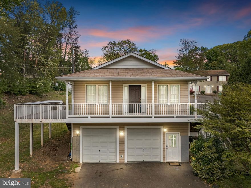 Spacious 5-bedroom, 4-bathroom single-family home in the Diamond Point community, featuring a wraparound deck, open kitchen, and a large living room perfect for entertaining. Enjoy ample yard space and unbeatable convenience—just minutes from Quantico, commuter parking, and I-95 access.