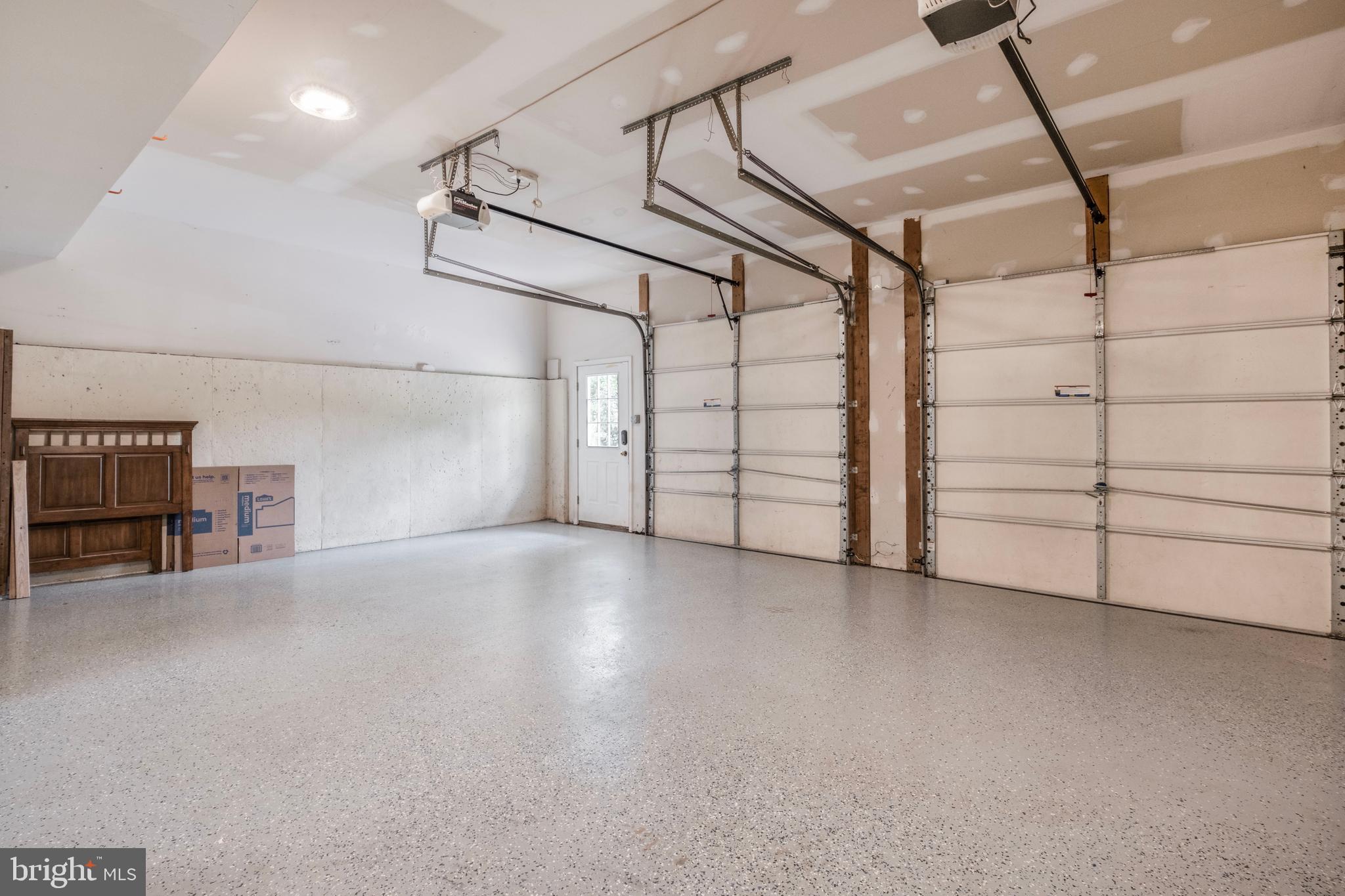 DIAMOND POINT - Residential