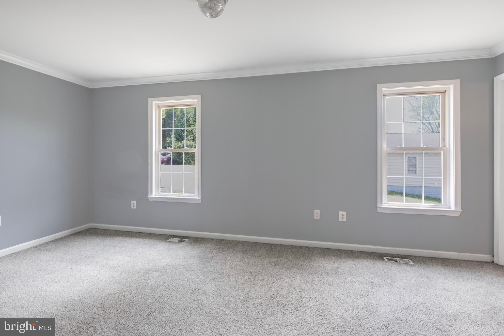 DIAMOND POINT - Residential