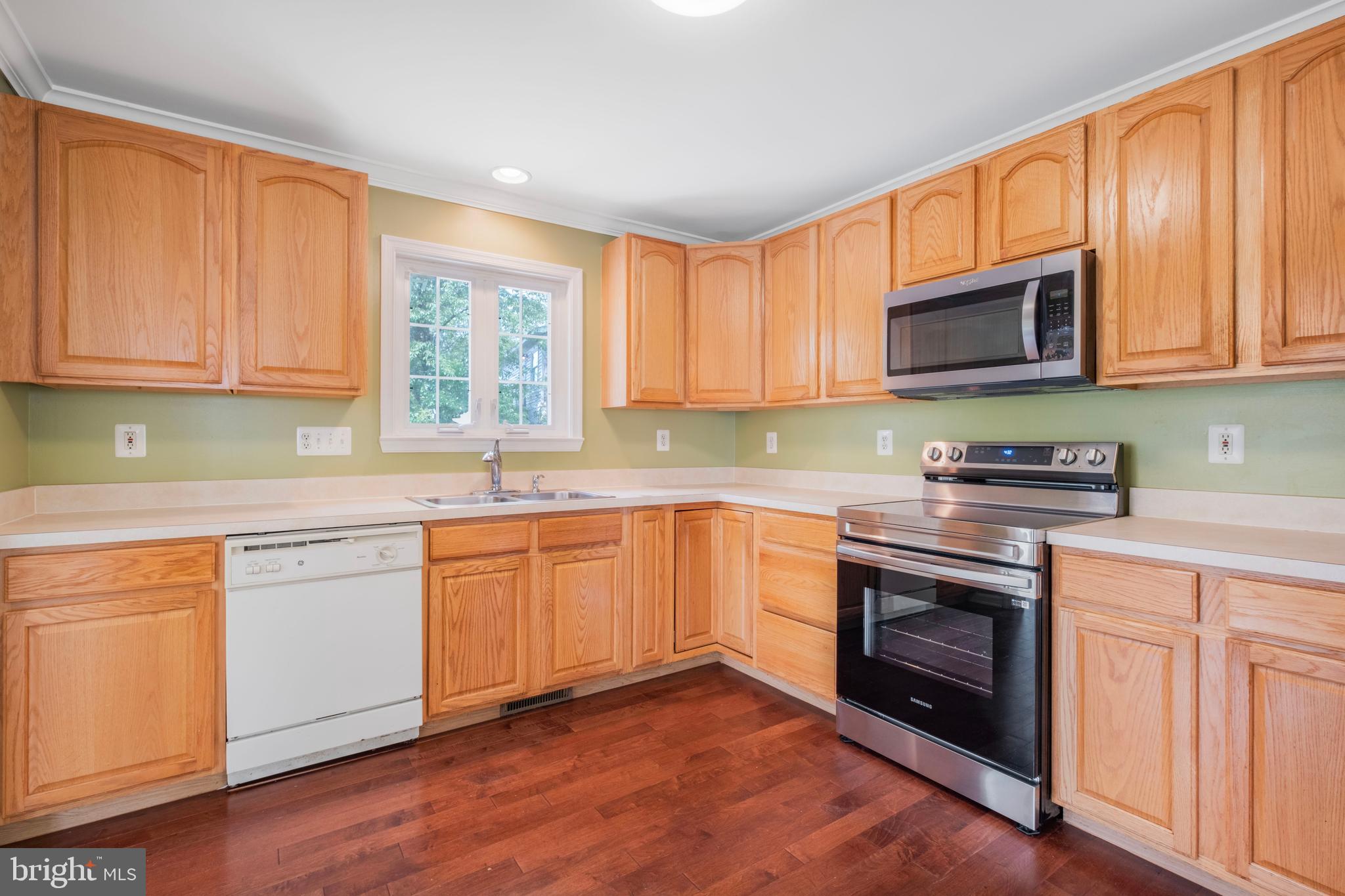 DIAMOND POINT - Residential