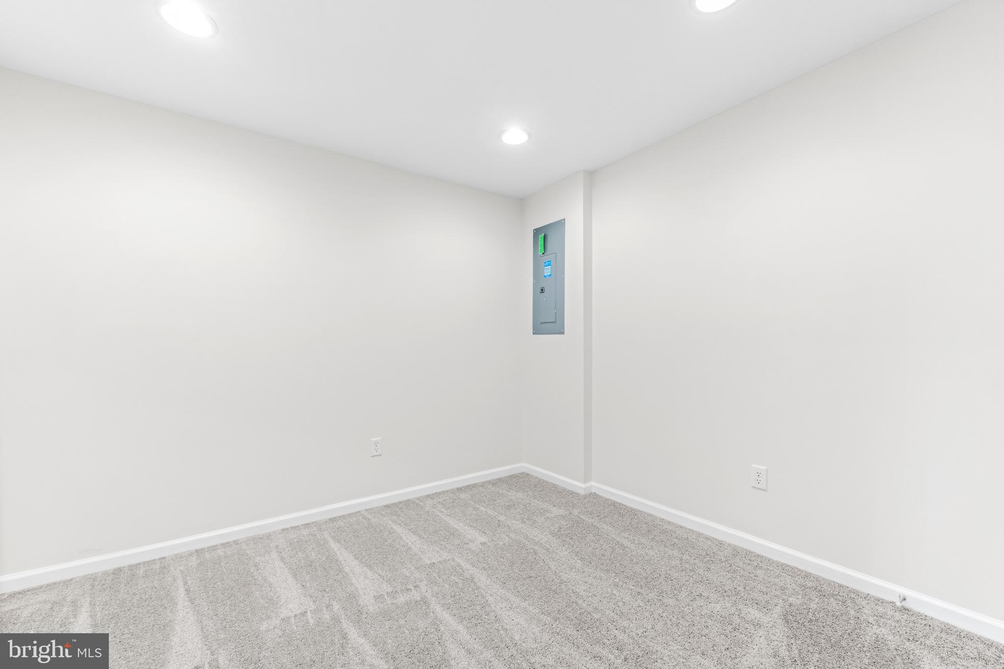 WYNDHOLME WOODS - Residential