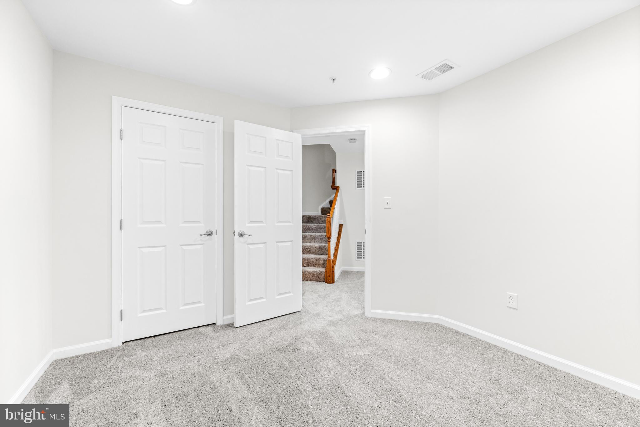 WYNDHOLME WOODS - Residential