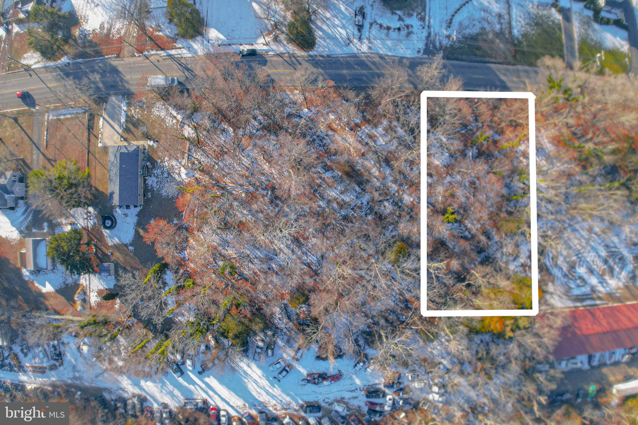 1050 W OAK ROAD
