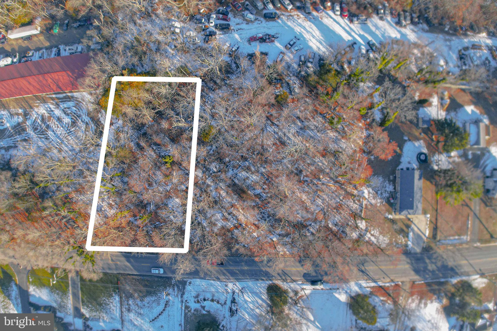 1050 W OAK ROAD