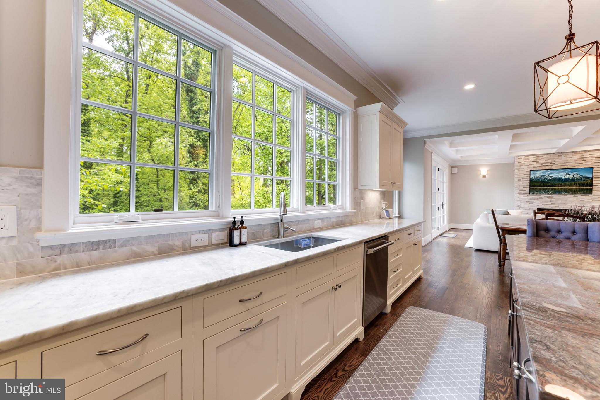 SALONA VILLAGE - Residential