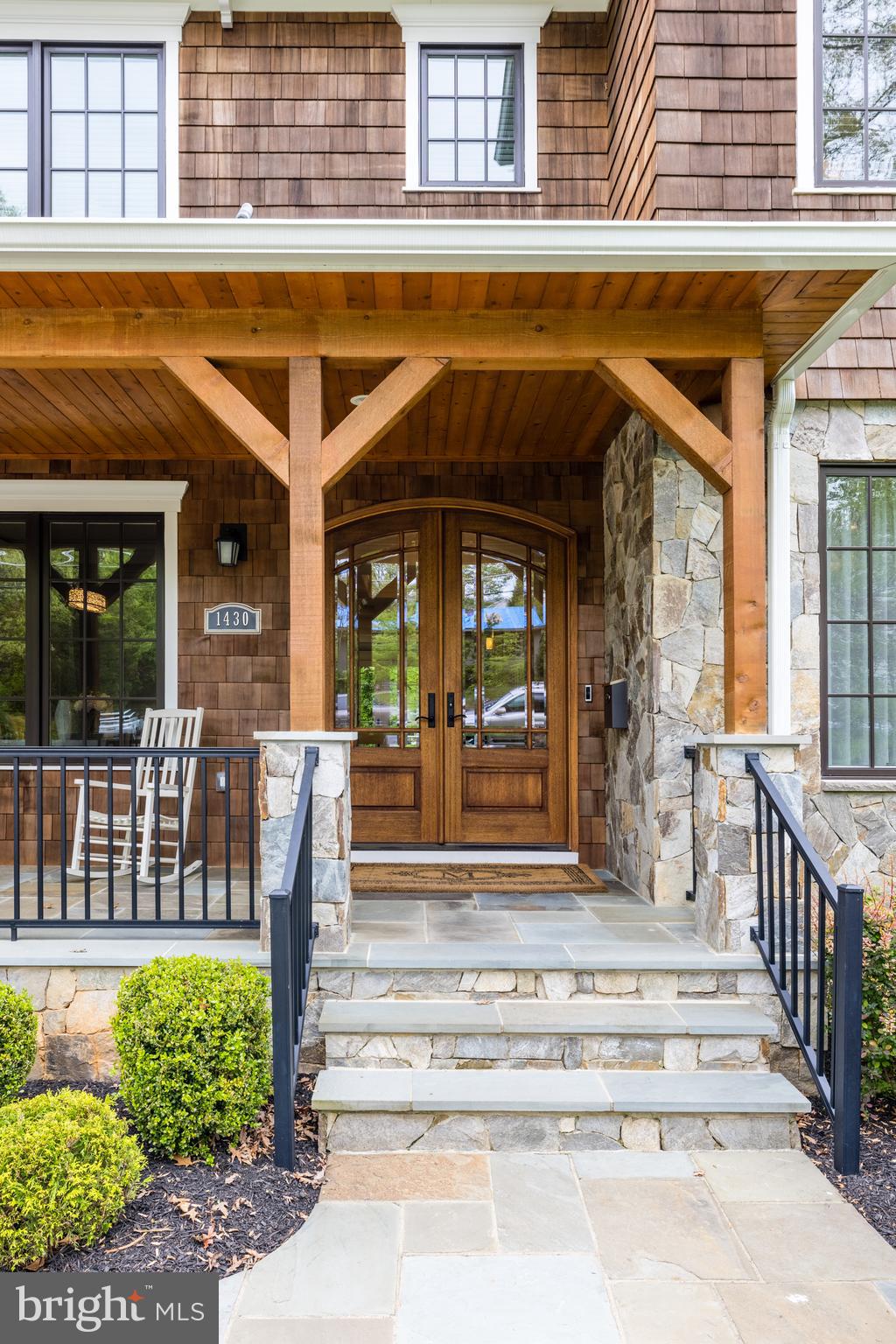 SALONA VILLAGE - Residential