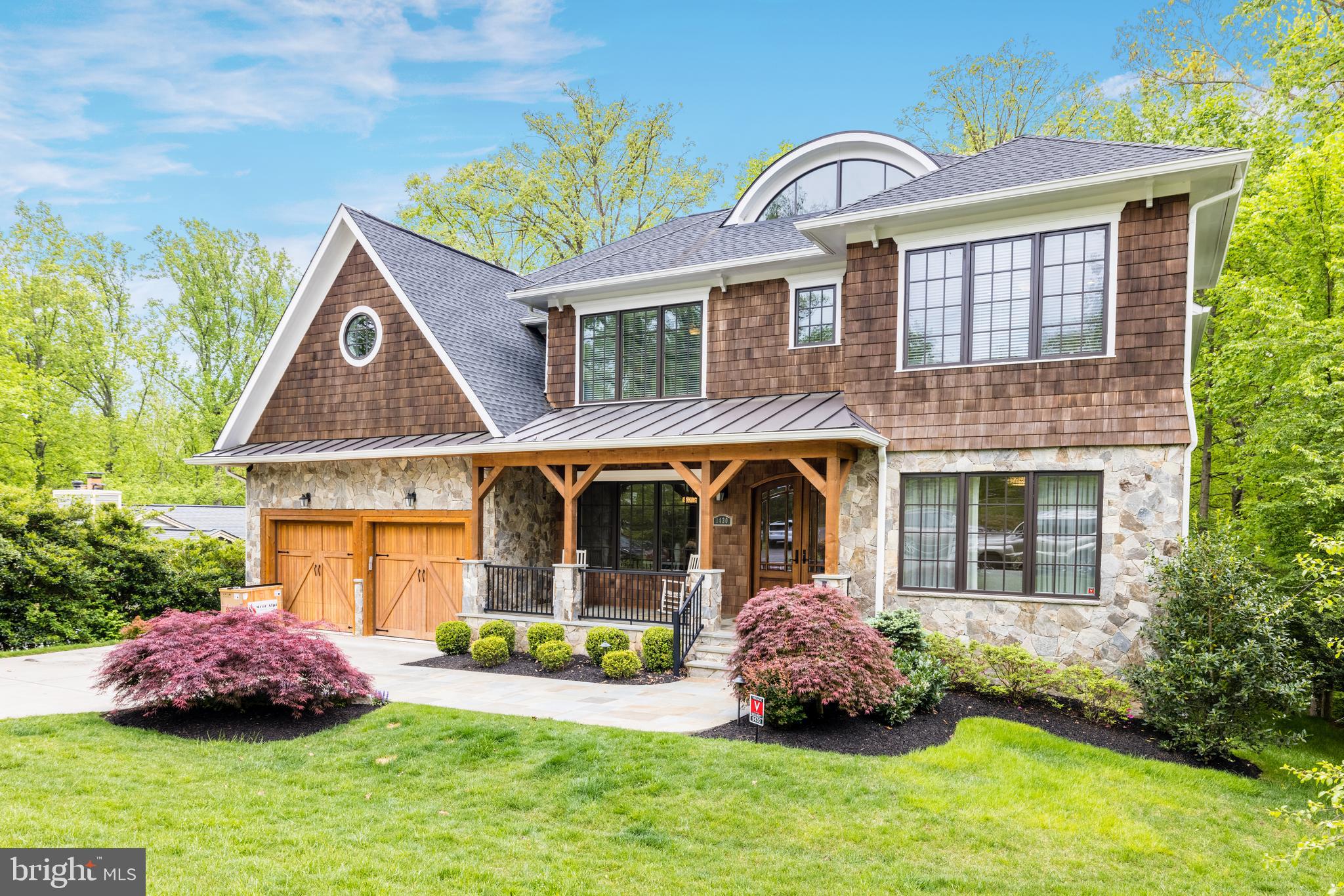 SALONA VILLAGE - Residential