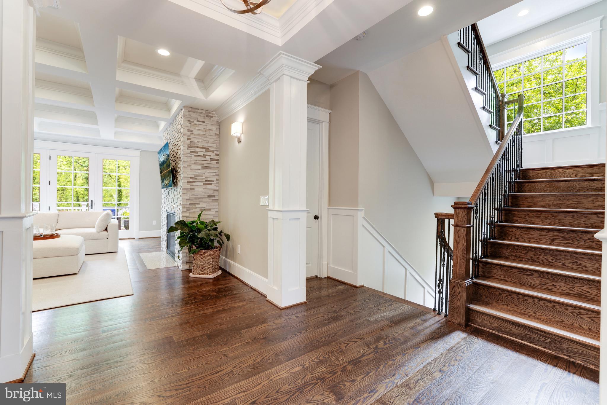 SALONA VILLAGE - Residential