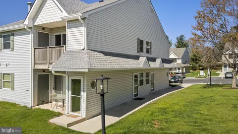 1008 Horseshoe Drive Unit 1008, Royersford, PA MLS: PAMC2135960