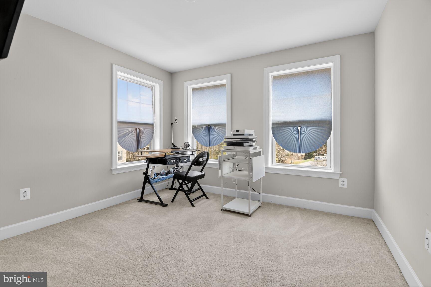 GLENN DALE COMMONS - Residential