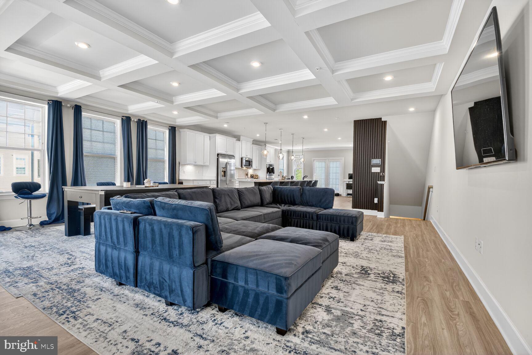 GLENN DALE COMMONS - Residential