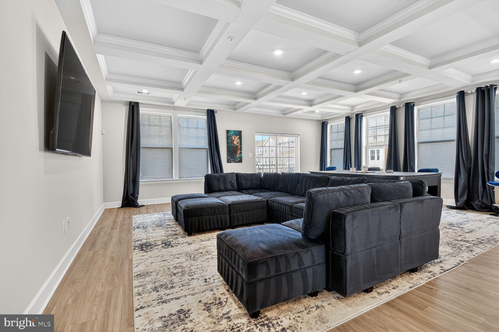 GLENN DALE COMMONS - Residential