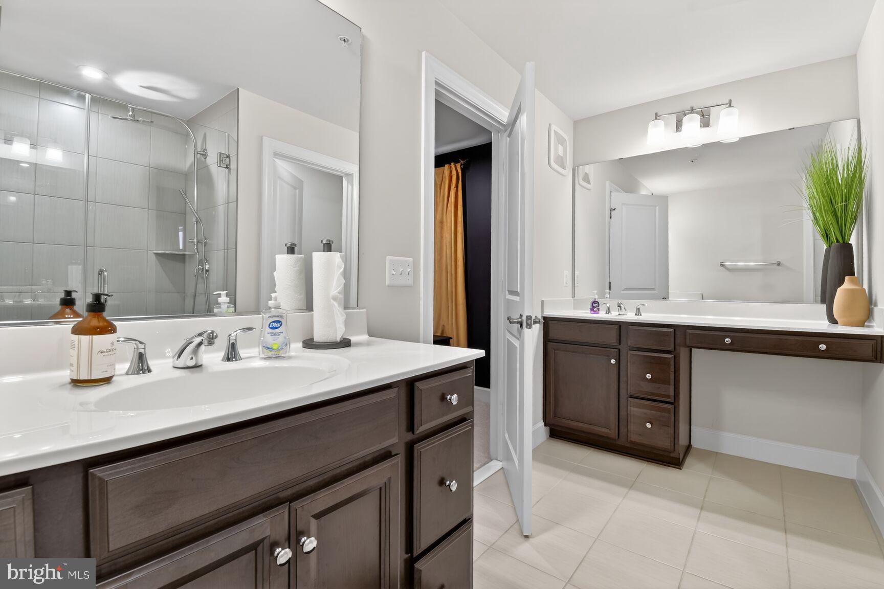 GLENN DALE COMMONS - Residential