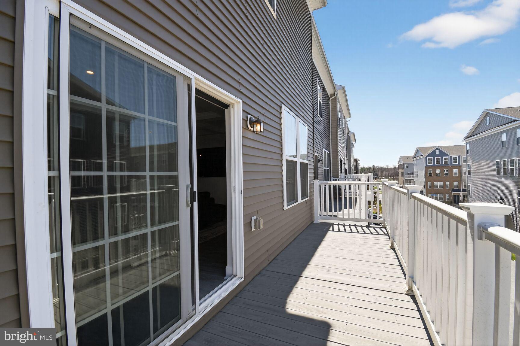 GLENN DALE COMMONS - Residential