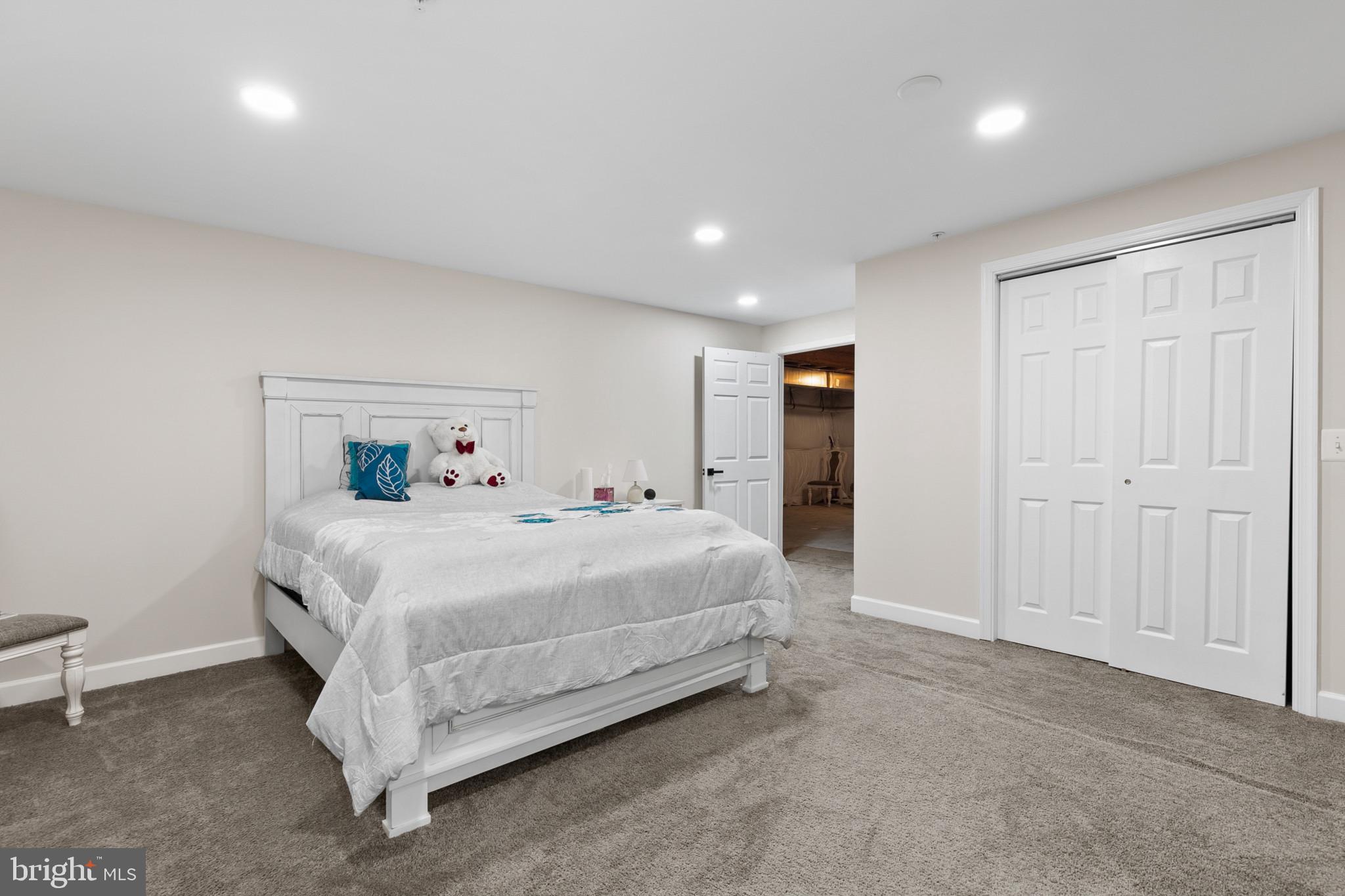 COOL SPRINGS AT CHARLESTOWN - Residential