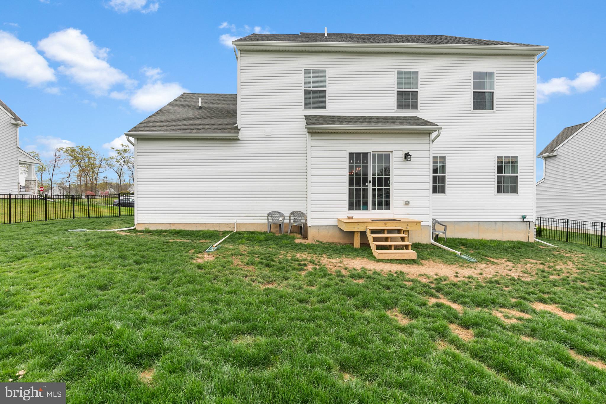 COOL SPRINGS AT CHARLESTOWN - Residential