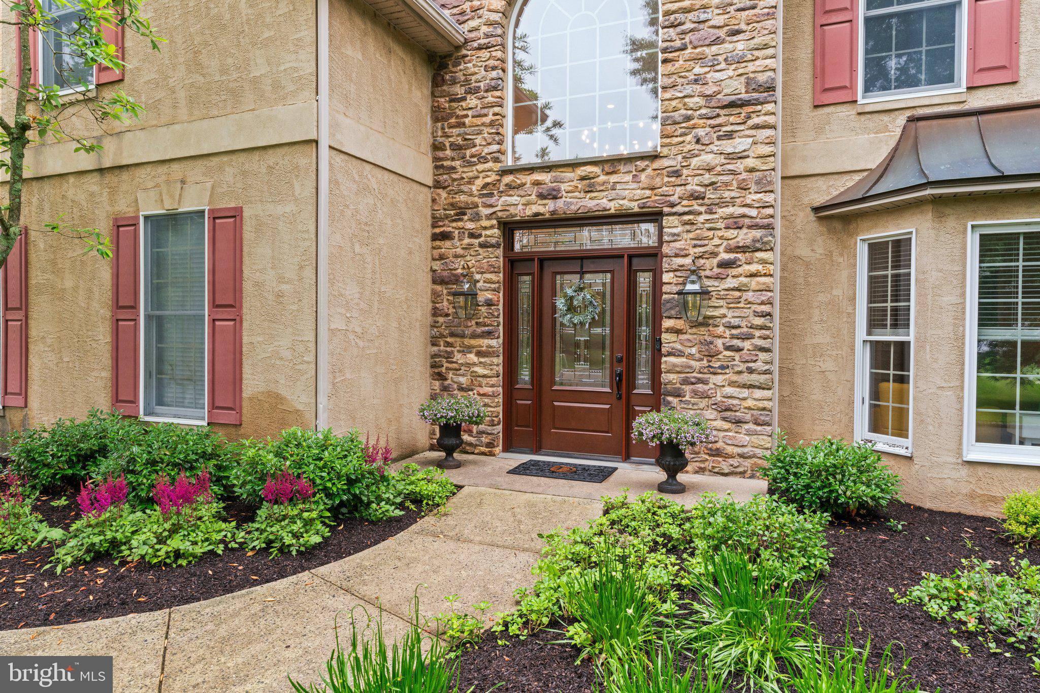 14 LEAPSON LANE