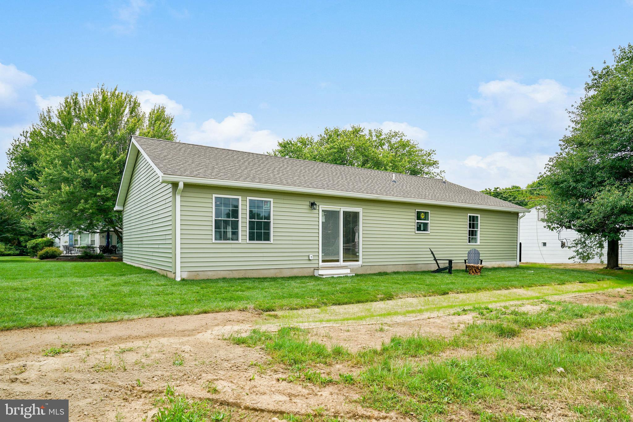 WEST VIEW SHORES - Residential