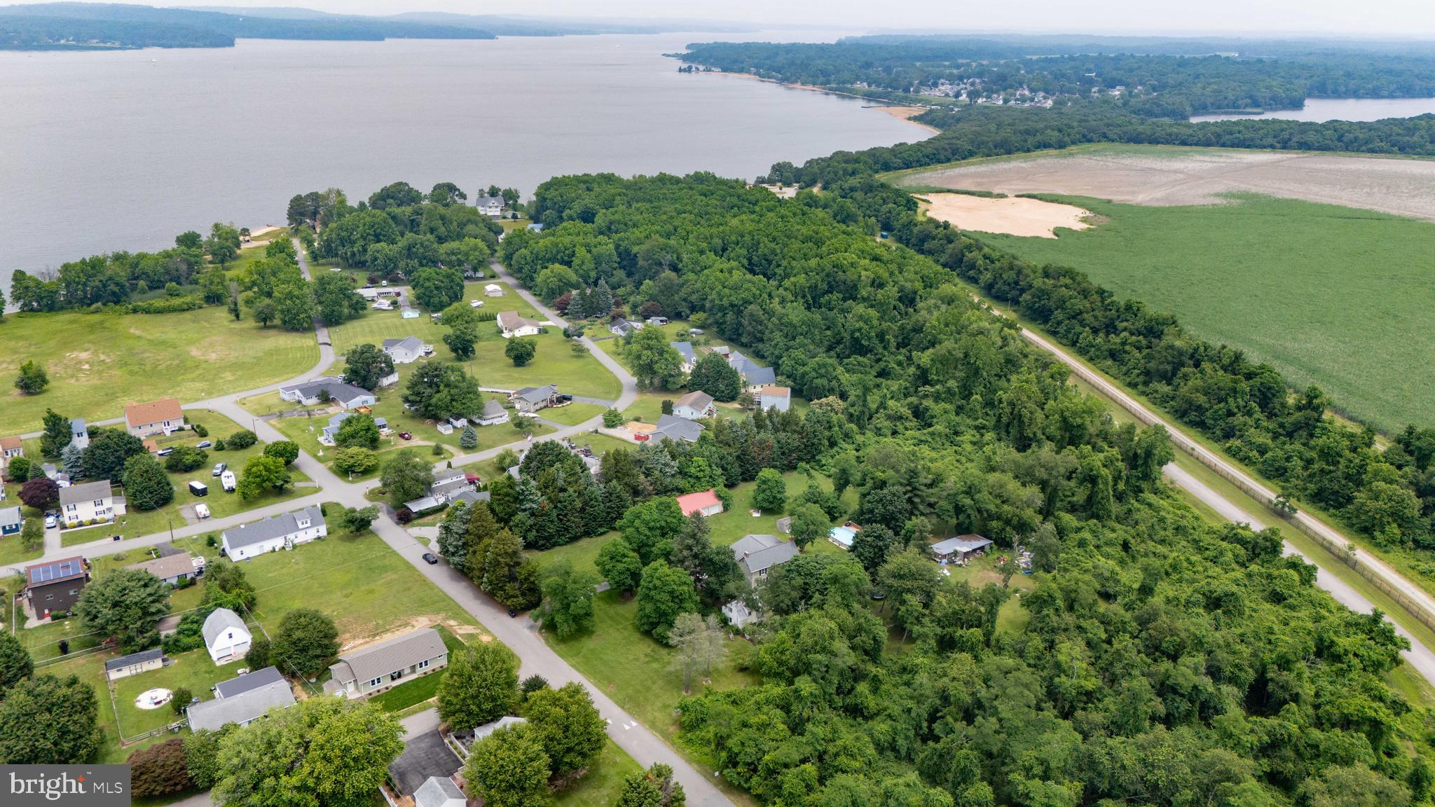 WEST VIEW SHORES - Residential