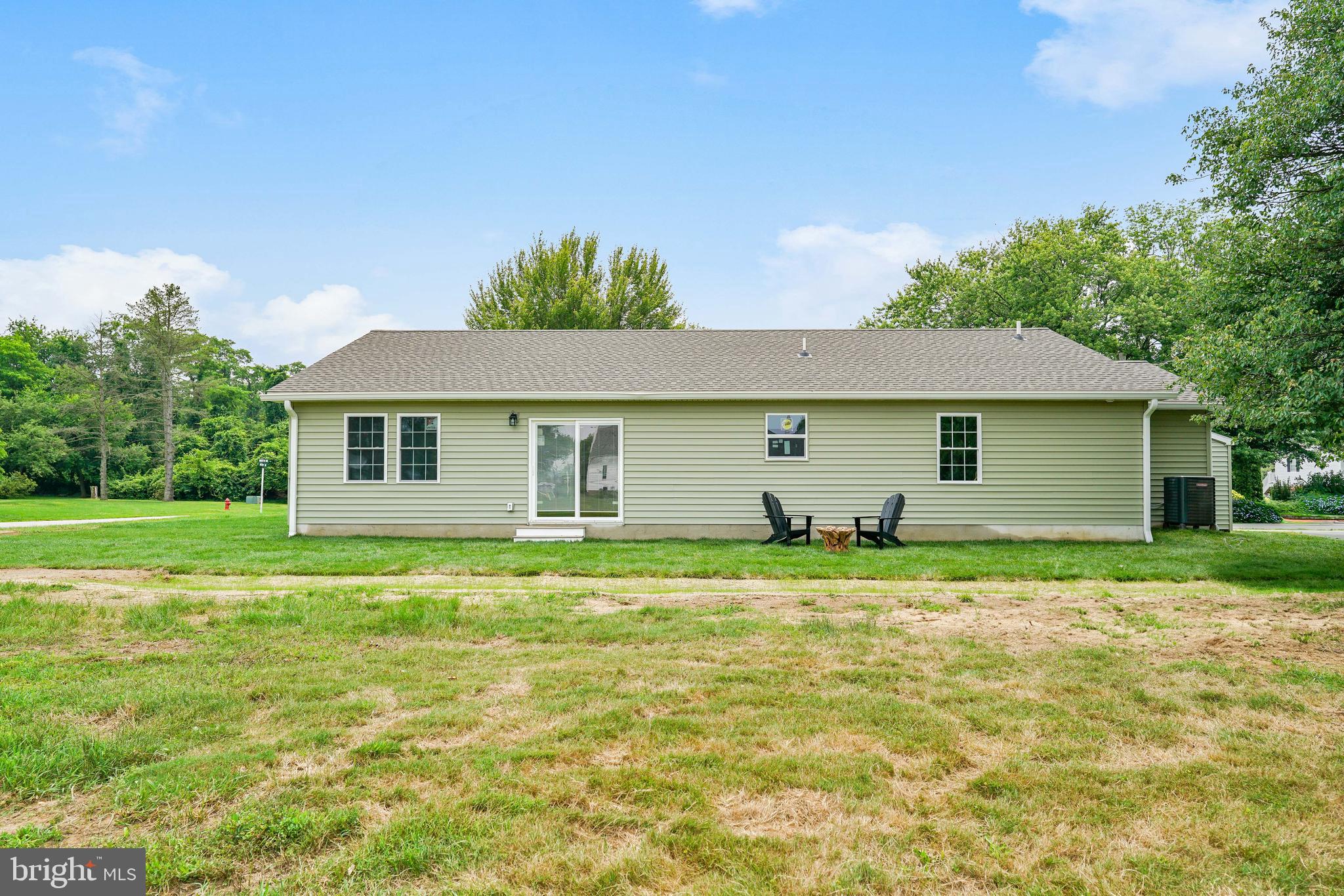 WEST VIEW SHORES - Residential