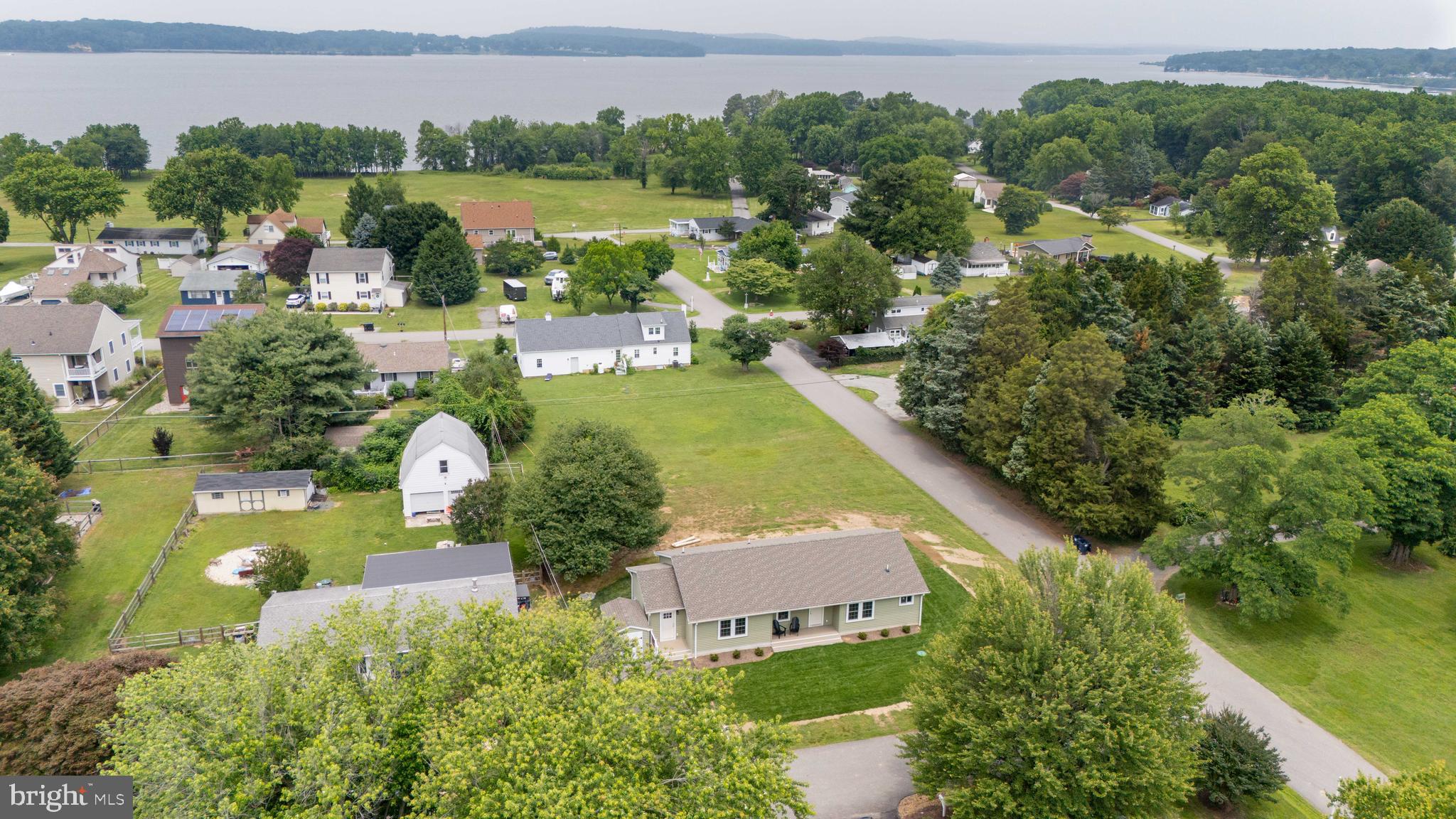 WEST VIEW SHORES - Residential