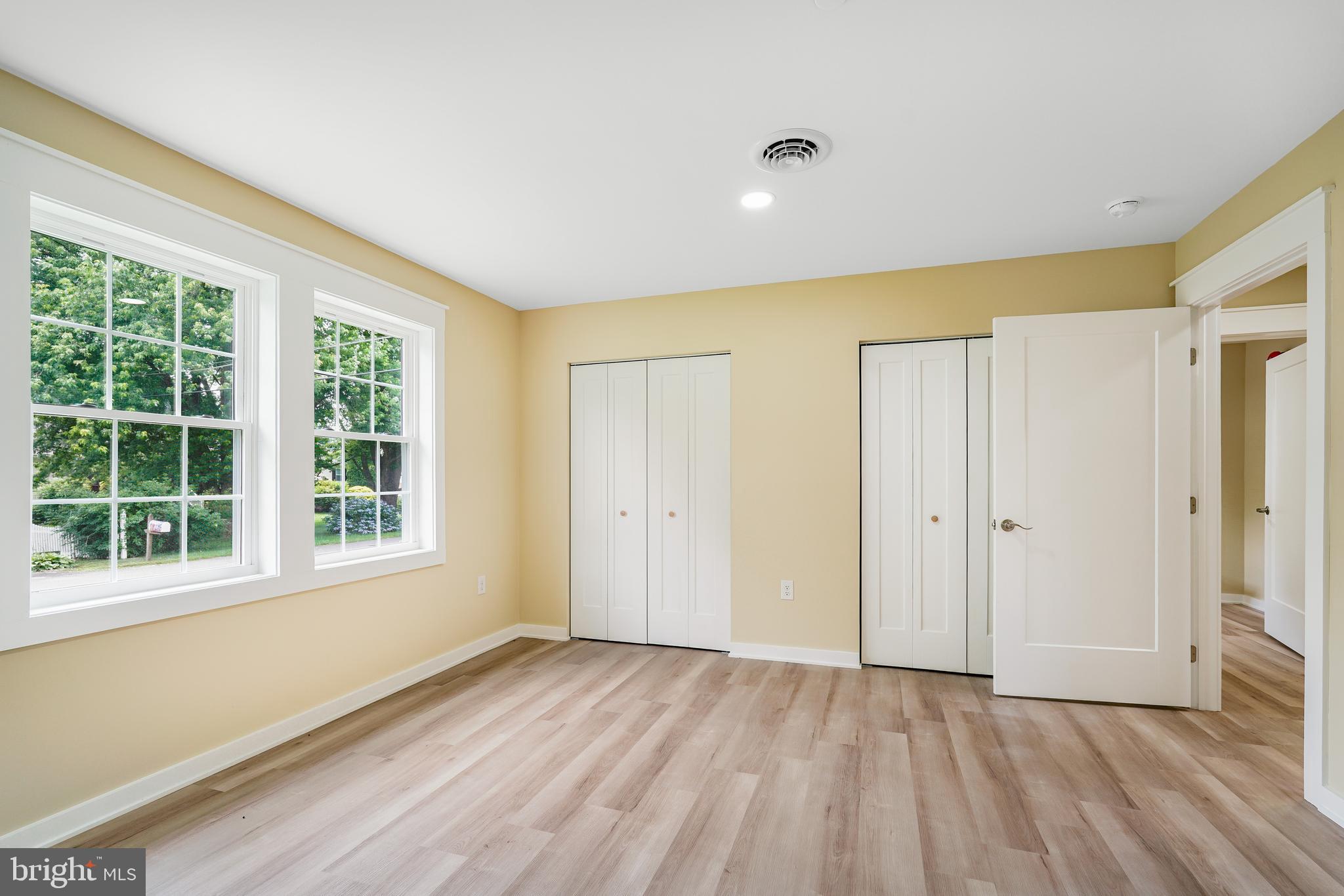 WEST VIEW SHORES - Residential