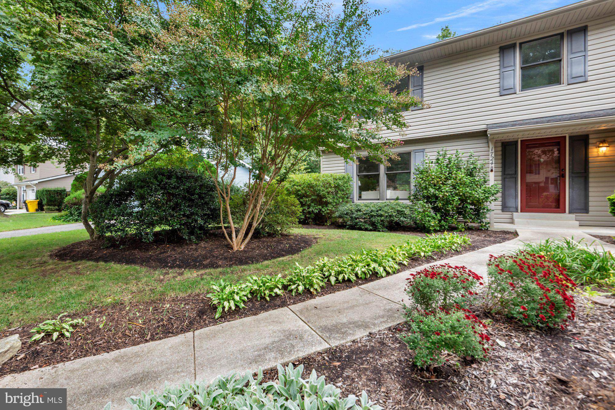 1724 DENTON COURT