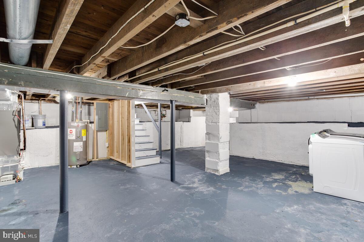 TYLER HEIGHTS - Residential Lease