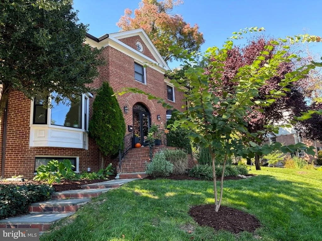 500 Canterbury Lane