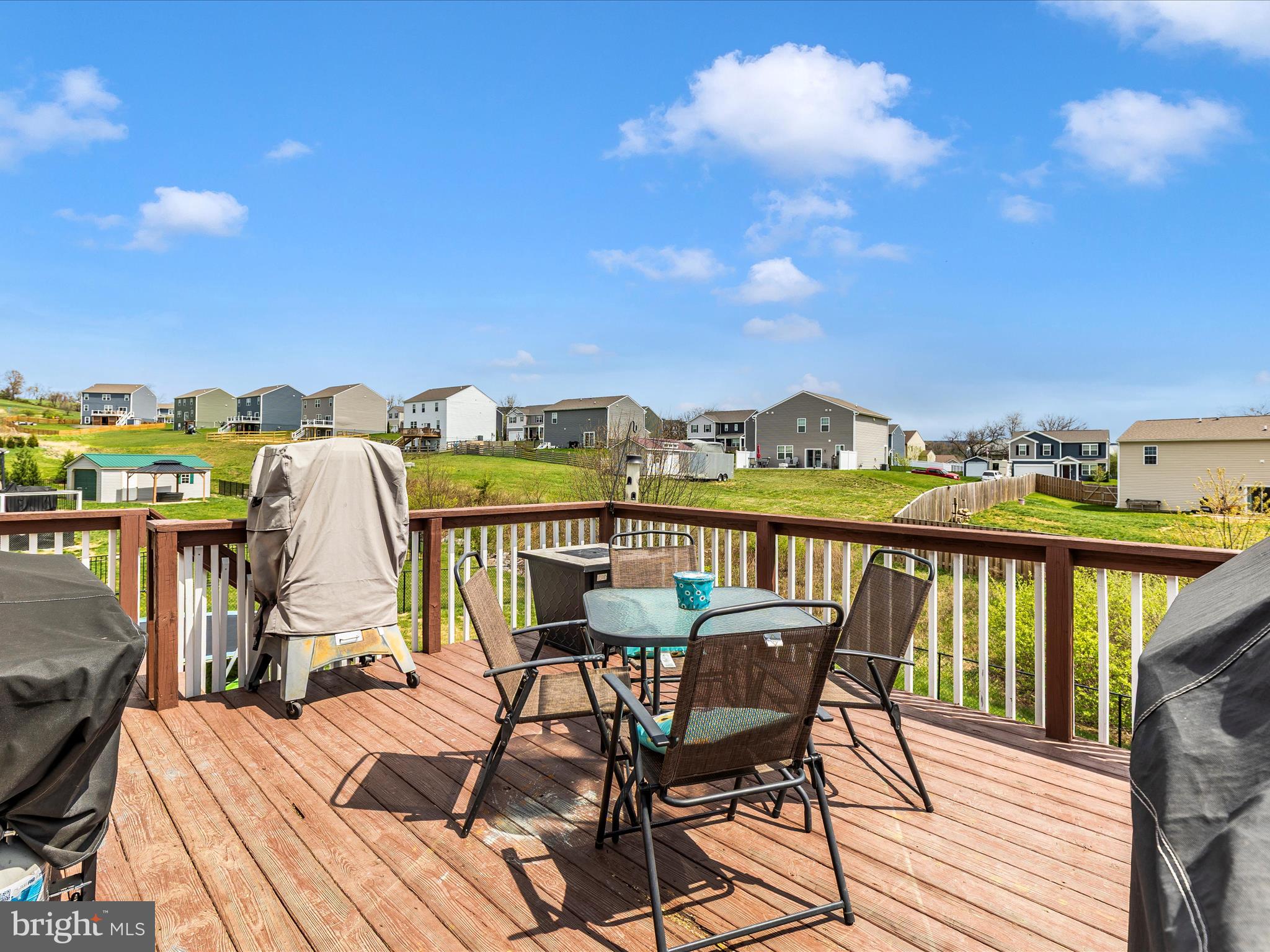 MARTINS RIDGE - Residential