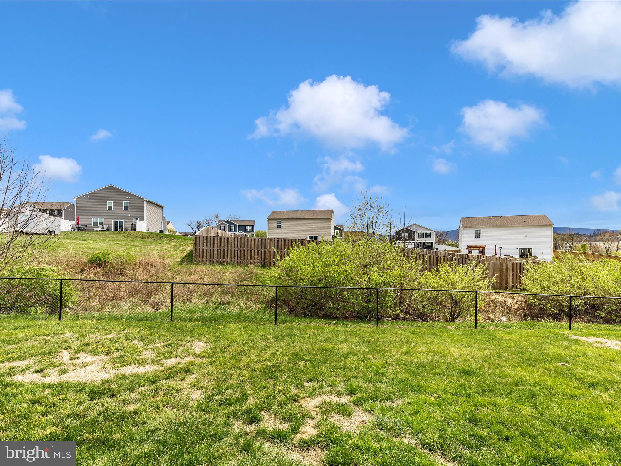 MARTINS RIDGE - Residential