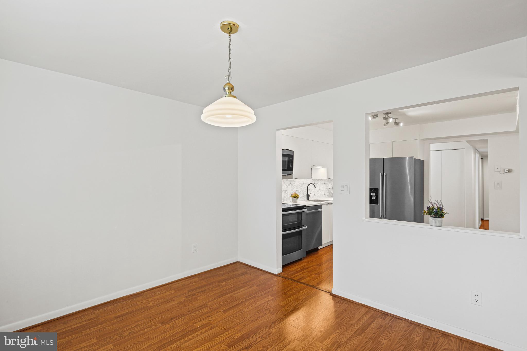 MAYS CHAPEL VILLAGE - Residential Lease