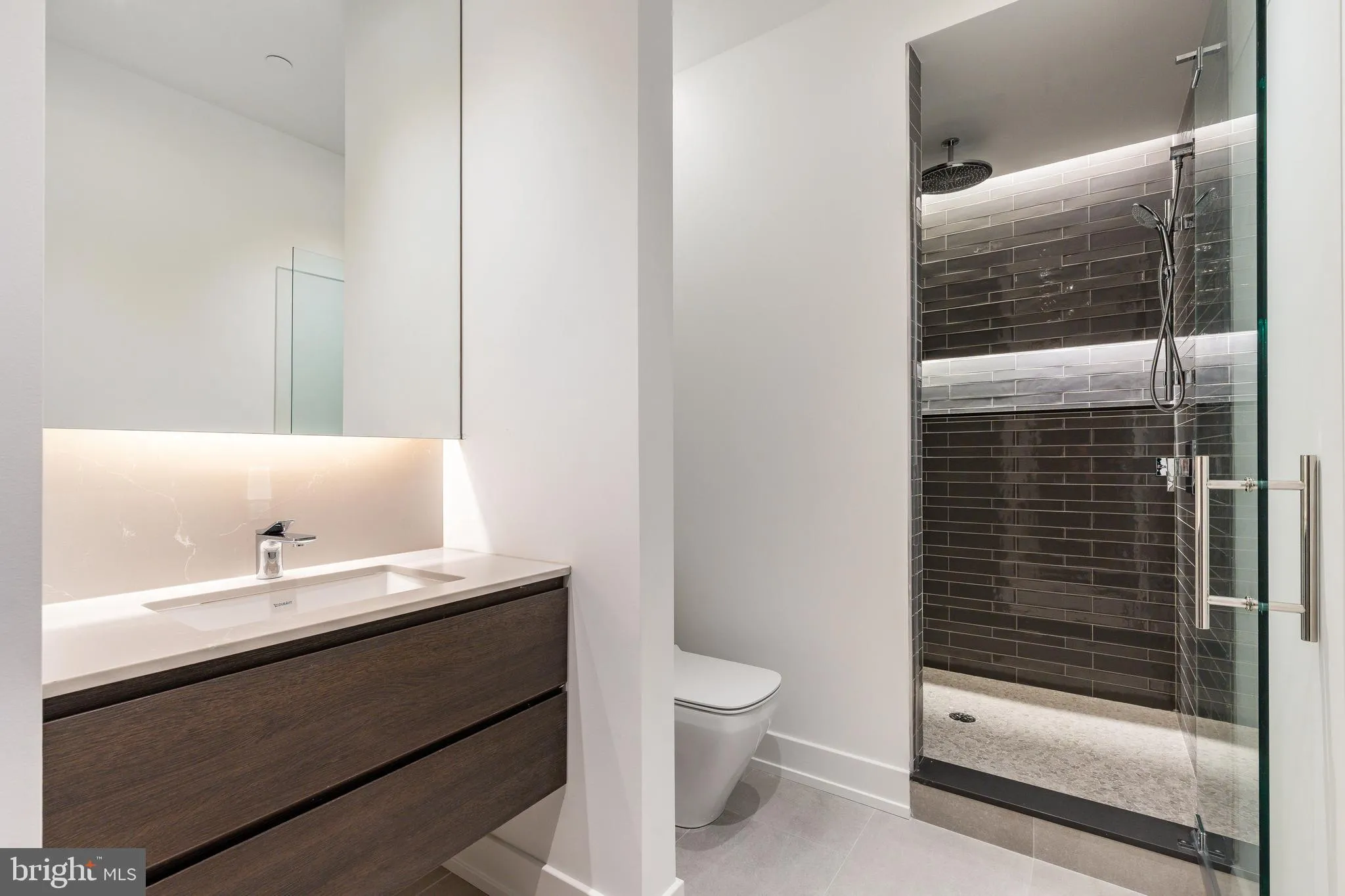 Philadelphia, Pennsylvania 19103, United States, 3 Bedrooms Bedrooms, ,4 BathroomsBathrooms,Residential,Active,181585