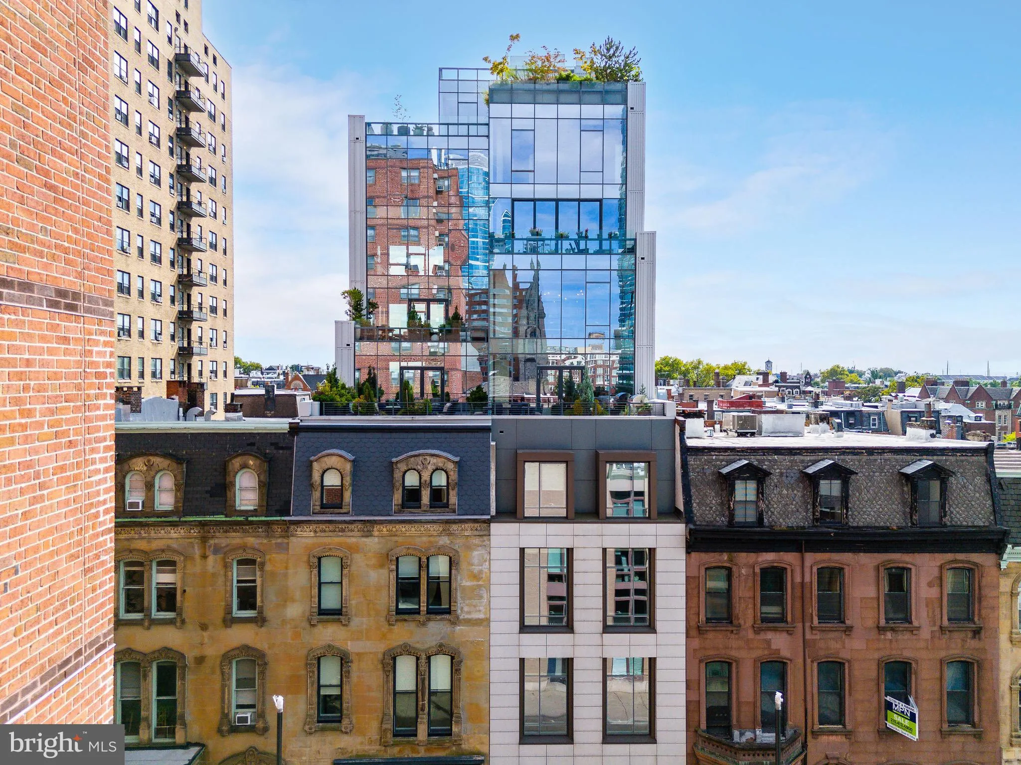 Philadelphia, Pennsylvania 19103, United States, 3 Bedrooms Bedrooms, ,4 BathroomsBathrooms,Residential,Active,181585