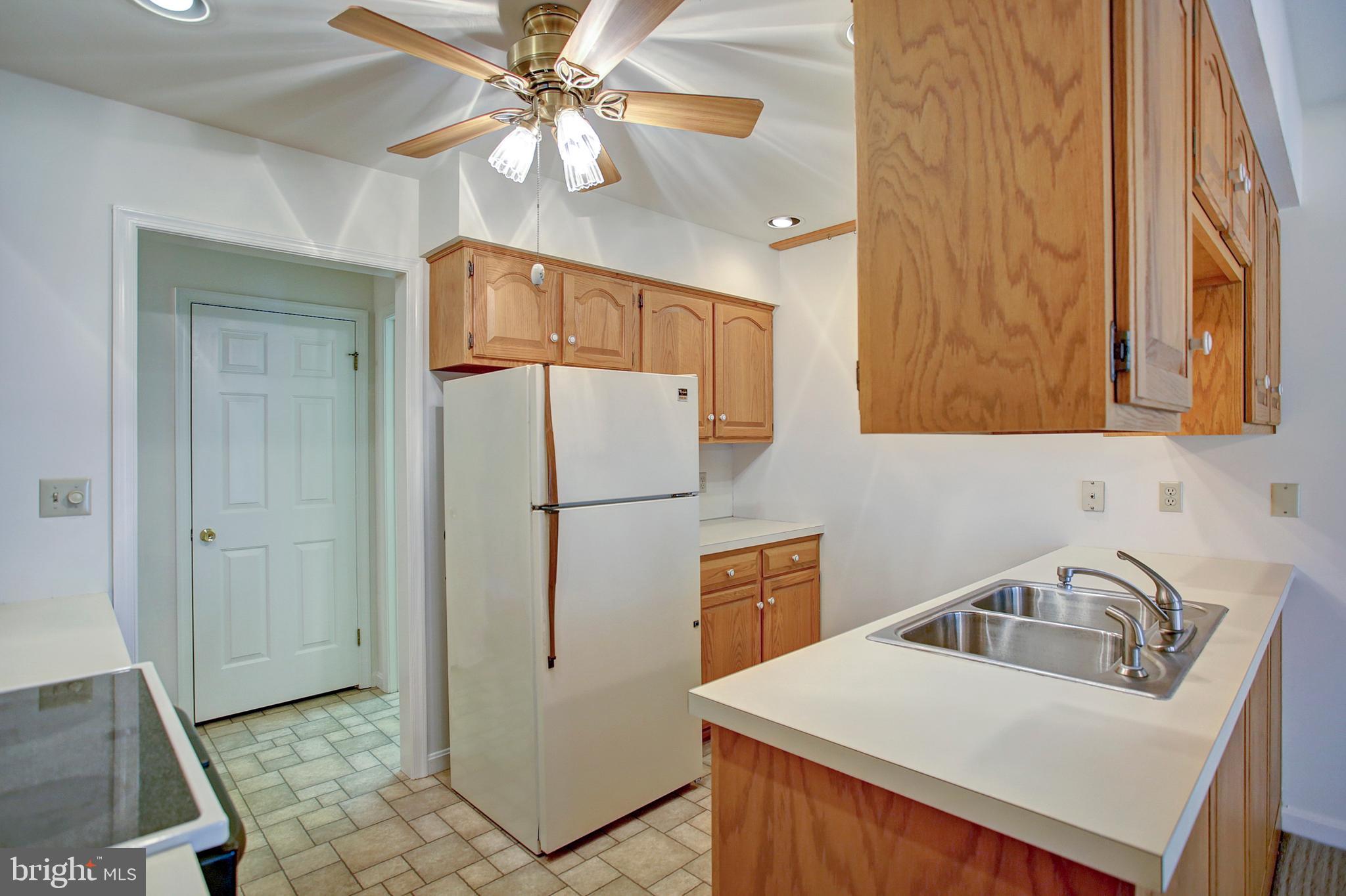STRAWBERRY COURT - Residential