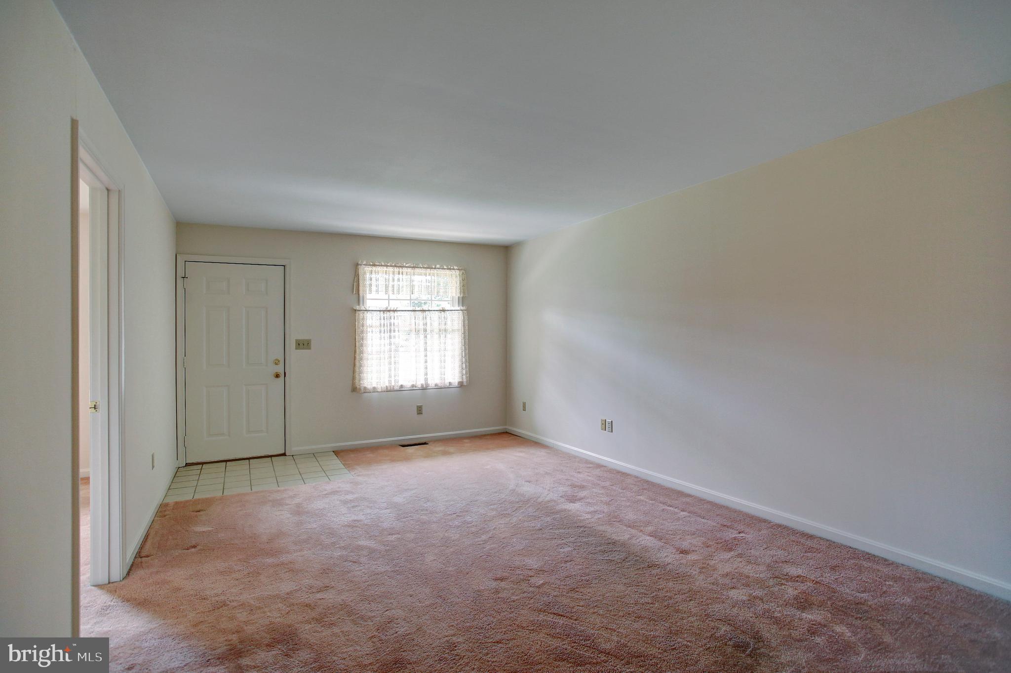 STRAWBERRY COURT - Residential