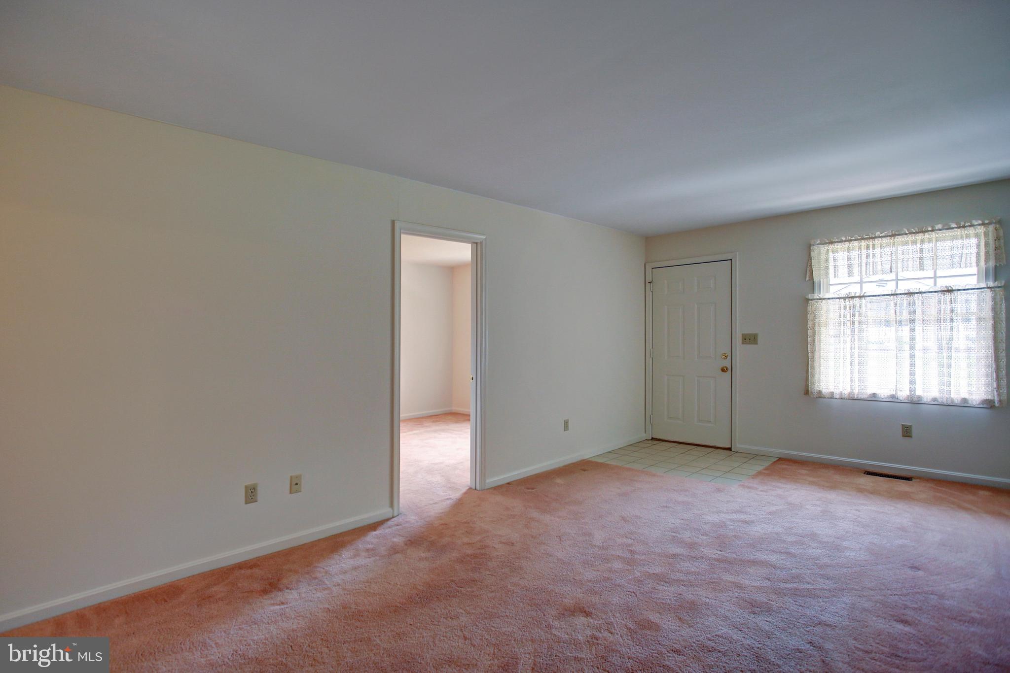 STRAWBERRY COURT - Residential