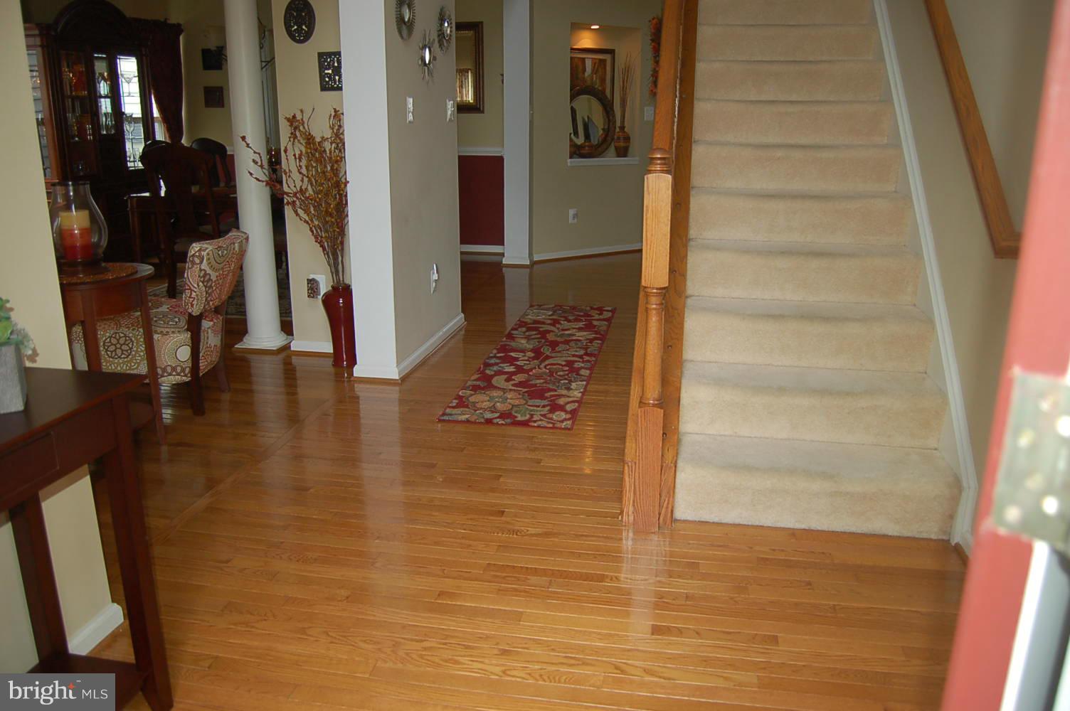 LEE'S PARKE - Residential Lease