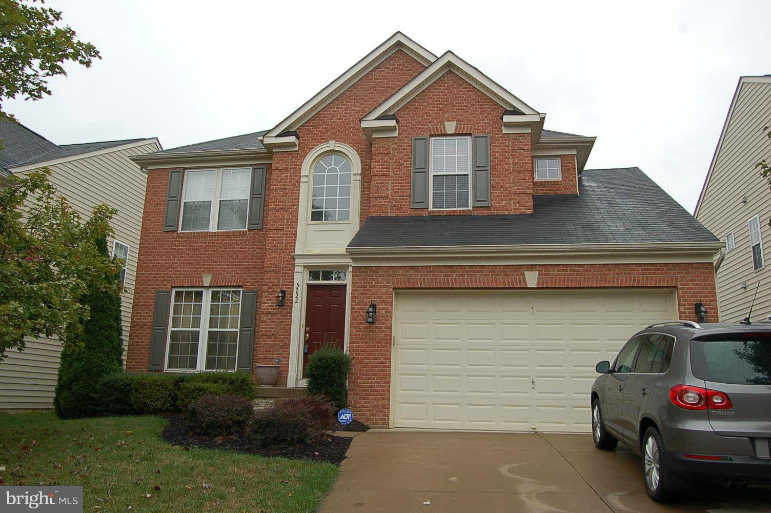 LEE'S PARKE - Residential Lease