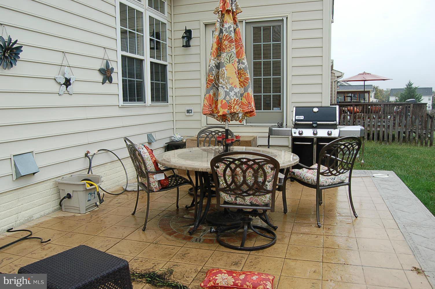 LEE'S PARKE - Residential Lease