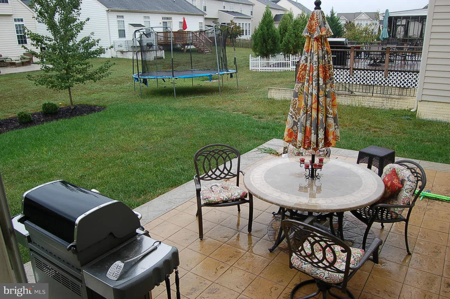 LEE'S PARKE - Residential Lease