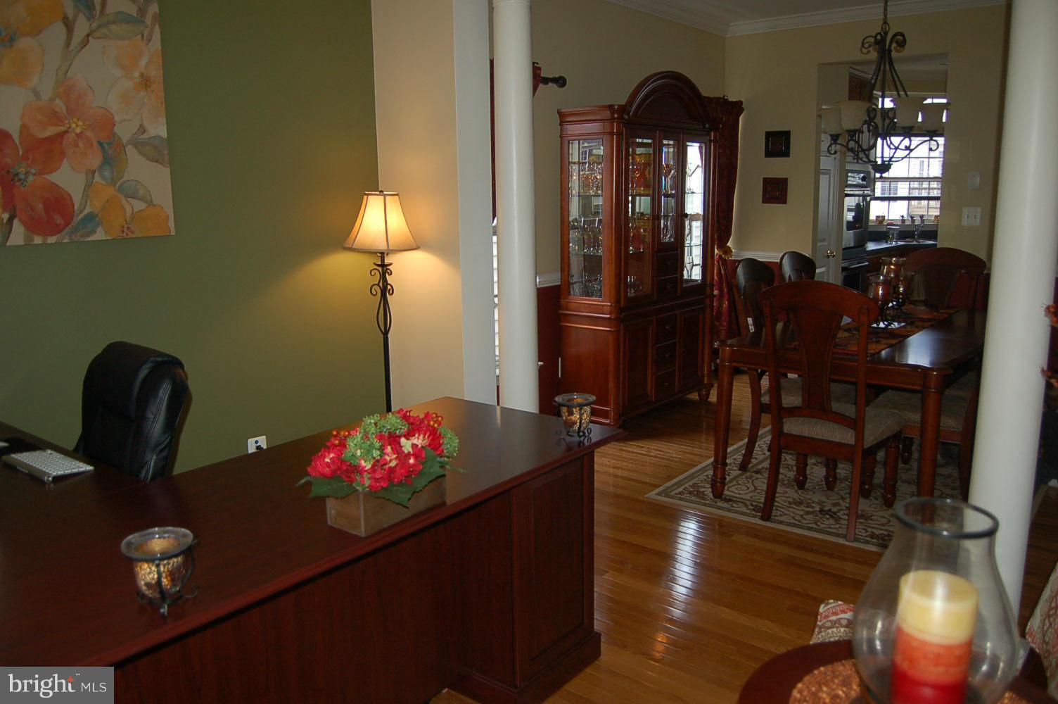 LEE'S PARKE - Residential Lease