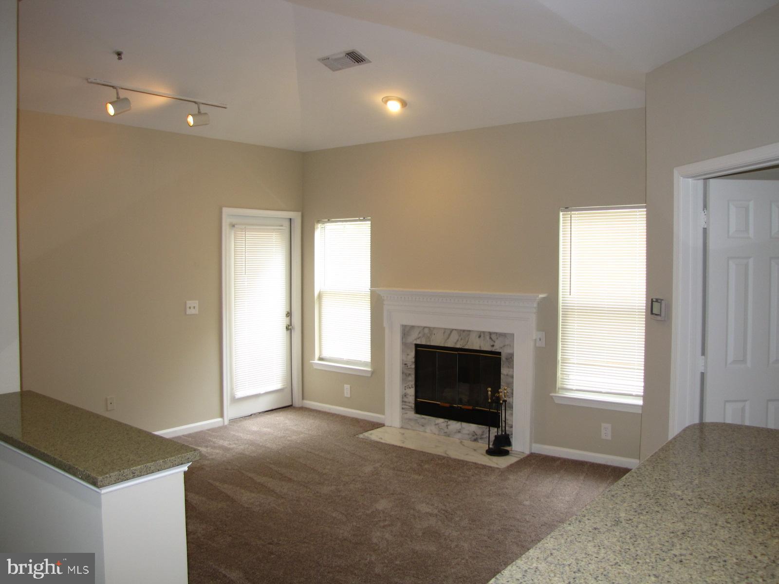 SANDERLING - Residential Lease