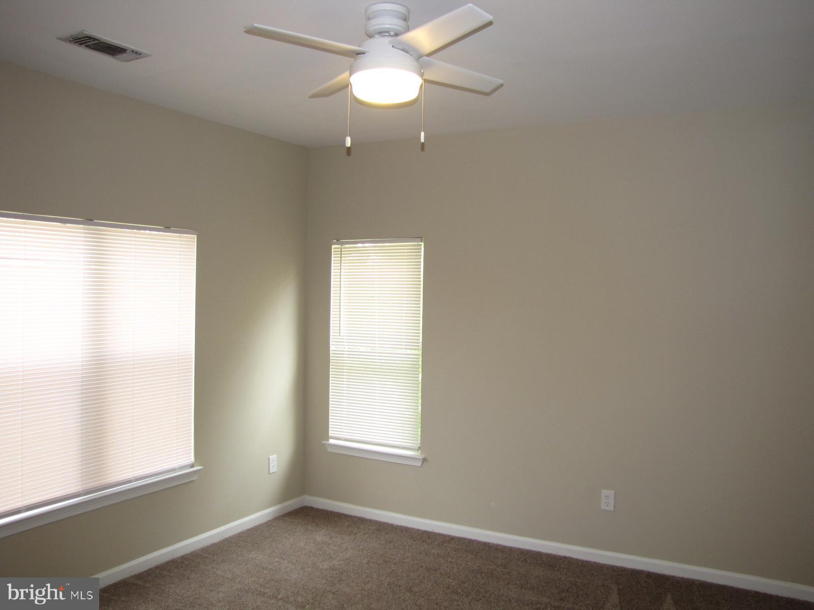 SANDERLING - Residential Lease