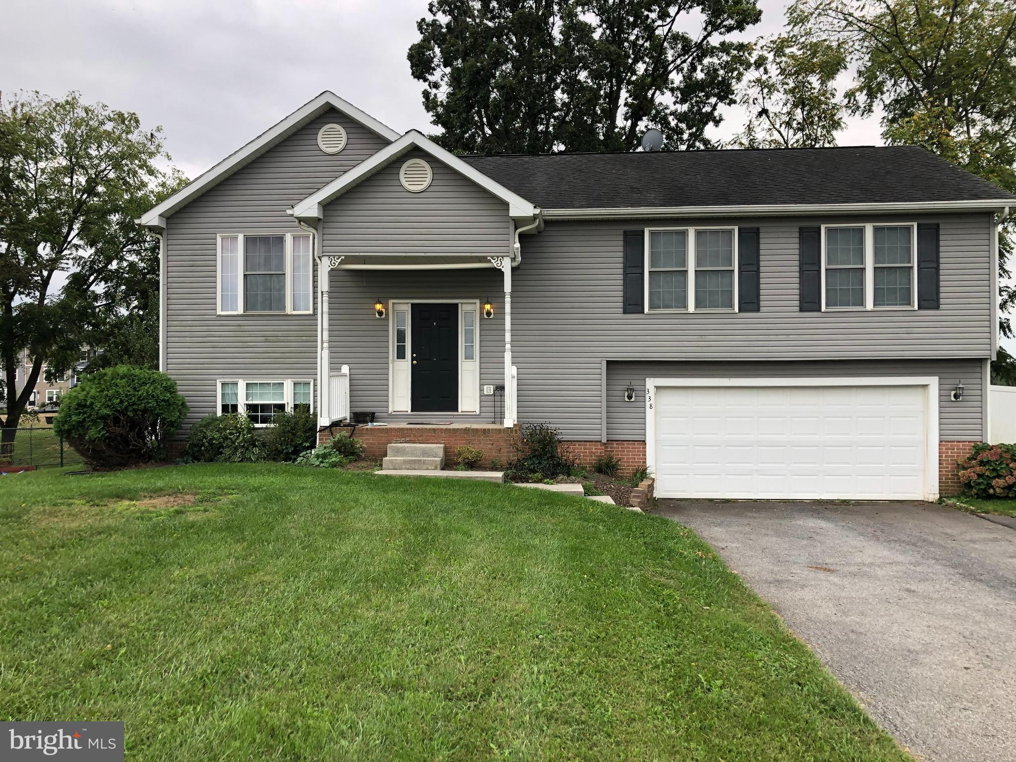 BRIAR RUN - Residential