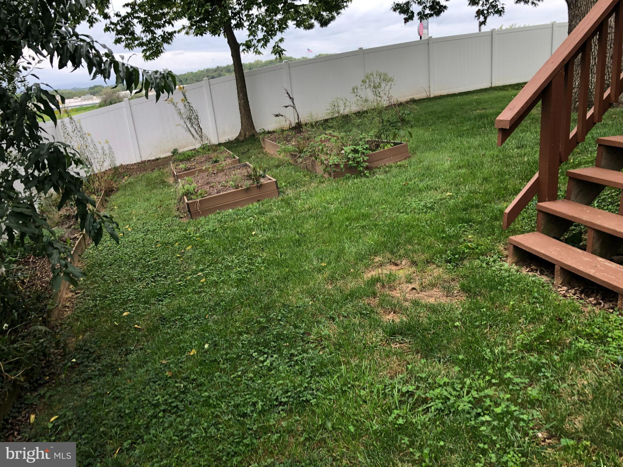 BRIAR RUN - Residential